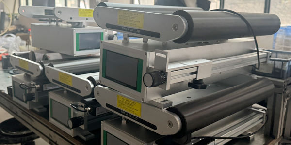 糾偏機提高90%效率，紡織機偏離不再煩惱