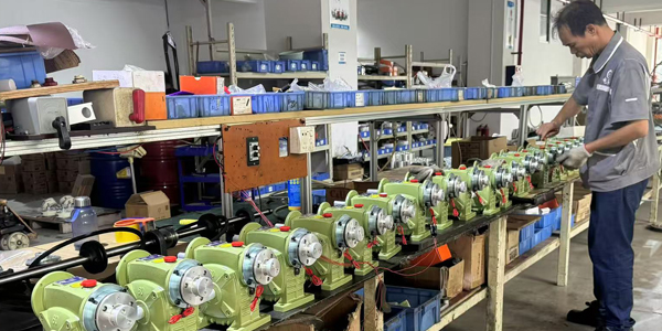 蝸輪減速機(jī)在物流輸送線中的關(guān)鍵作用是什么？