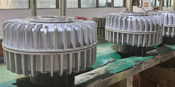 外旋磁粉剎車器