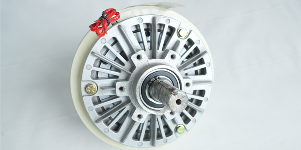 為什么選擇臺靈機(jī)電的磁粉離合器？教你幾招選對廠家