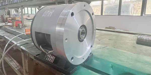 為什么選擇臺靈廠家生產的電磁離合制動組？